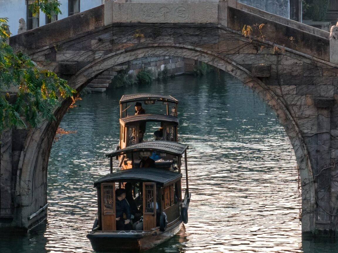 Cùng Đi Hàng Châu- Ô Trấn- Thượng Hải 5N4Đ - 9