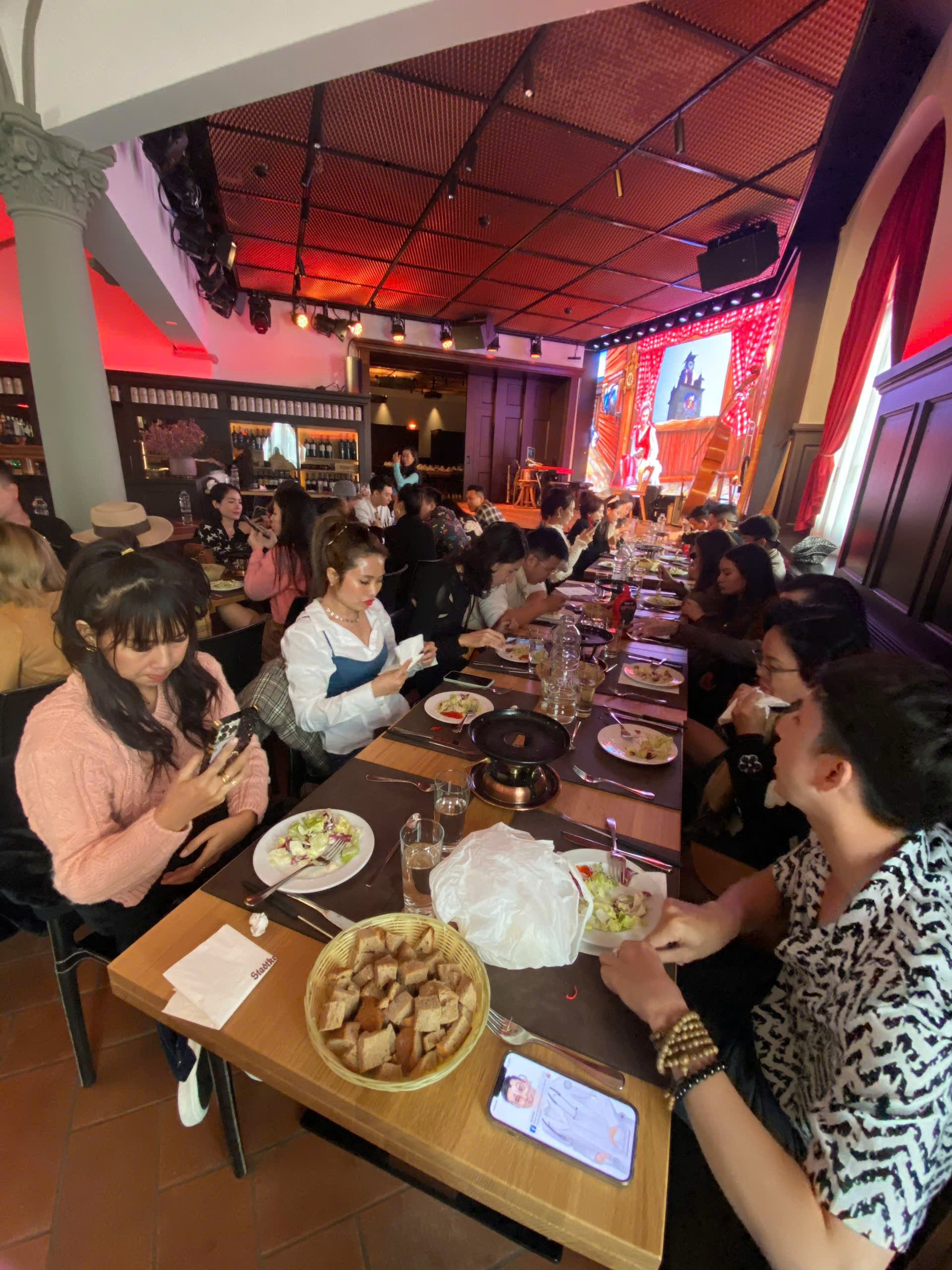 KHÁM PHÁ CHÂU ÂU 9N8Đ - 9