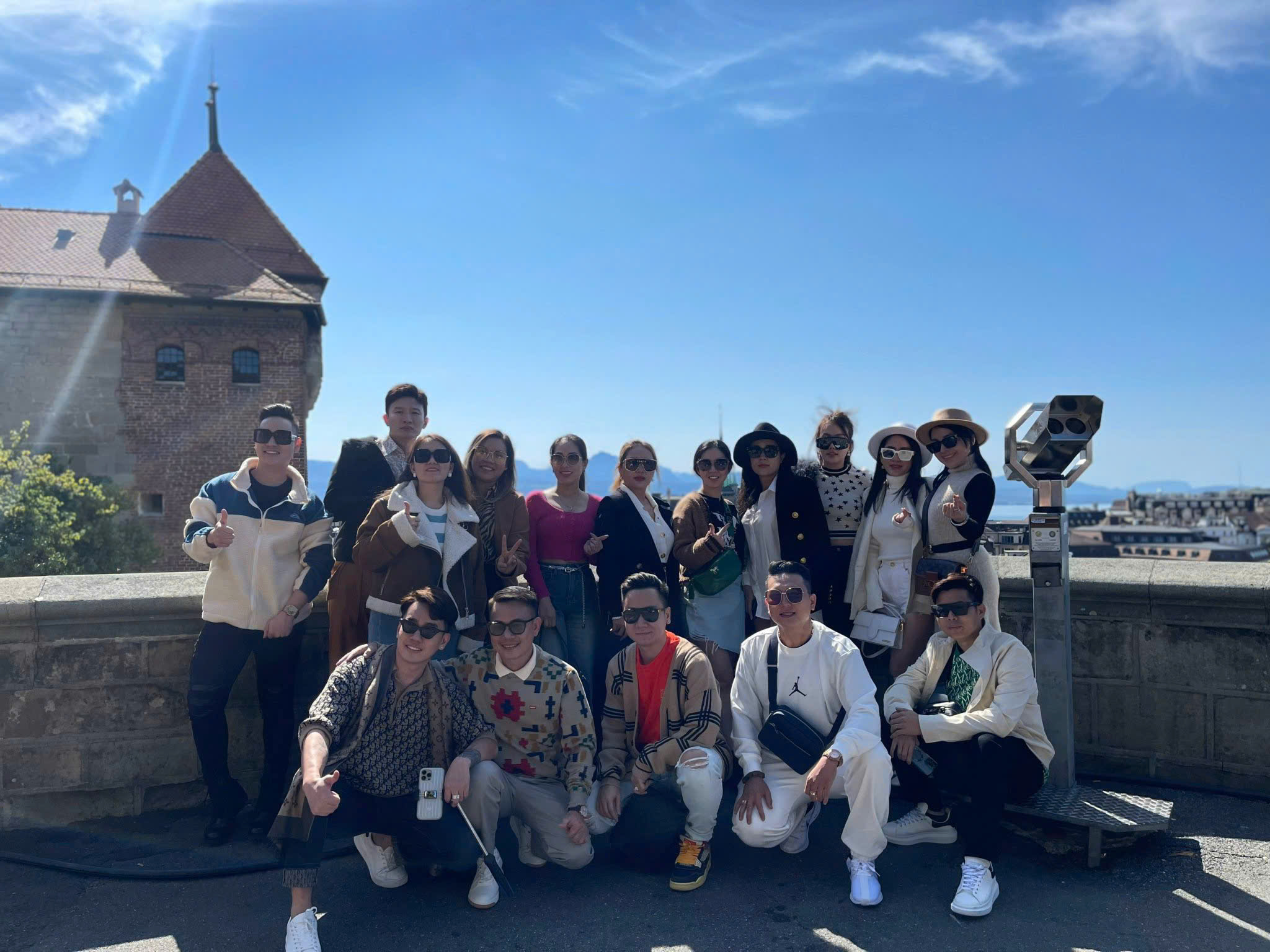 KHÁM PHÁ CHÂU ÂU 9N8Đ - 1